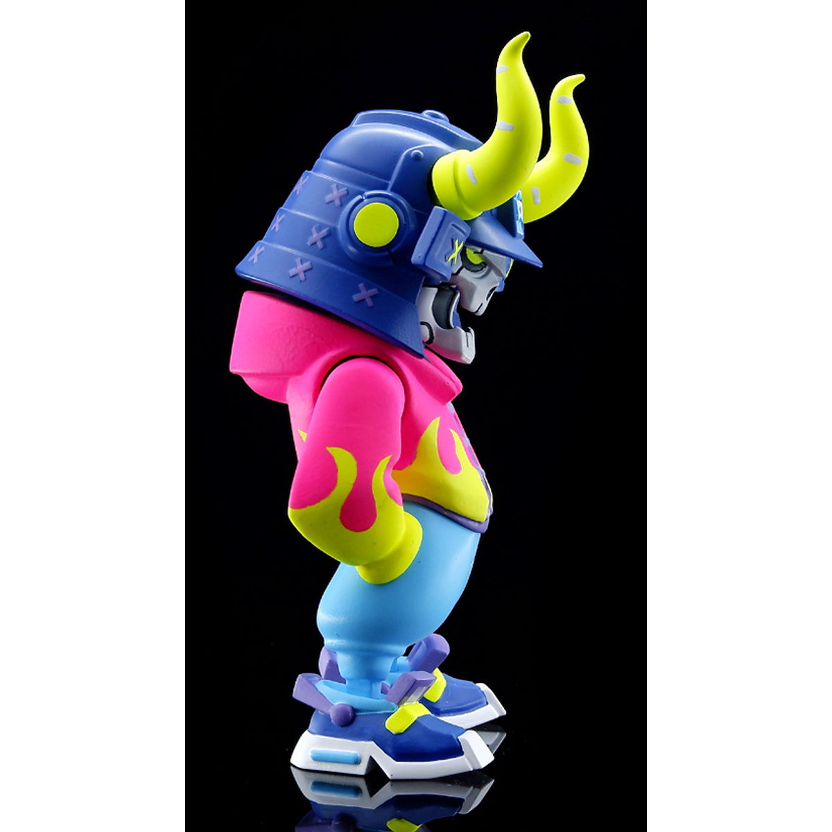 Neon Kyu 6"