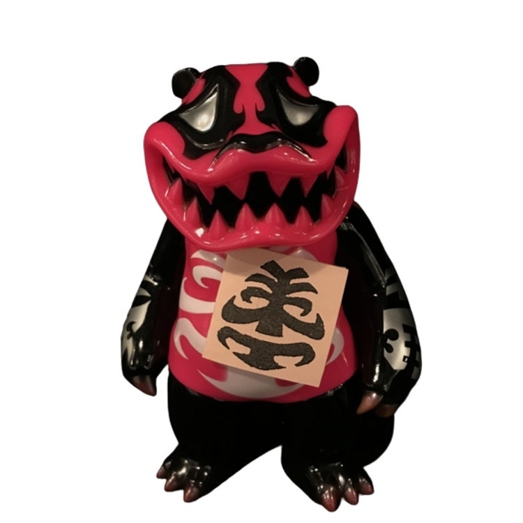 Shark Bone Mad Panda by HARIKEN (Hariu Kenichi)