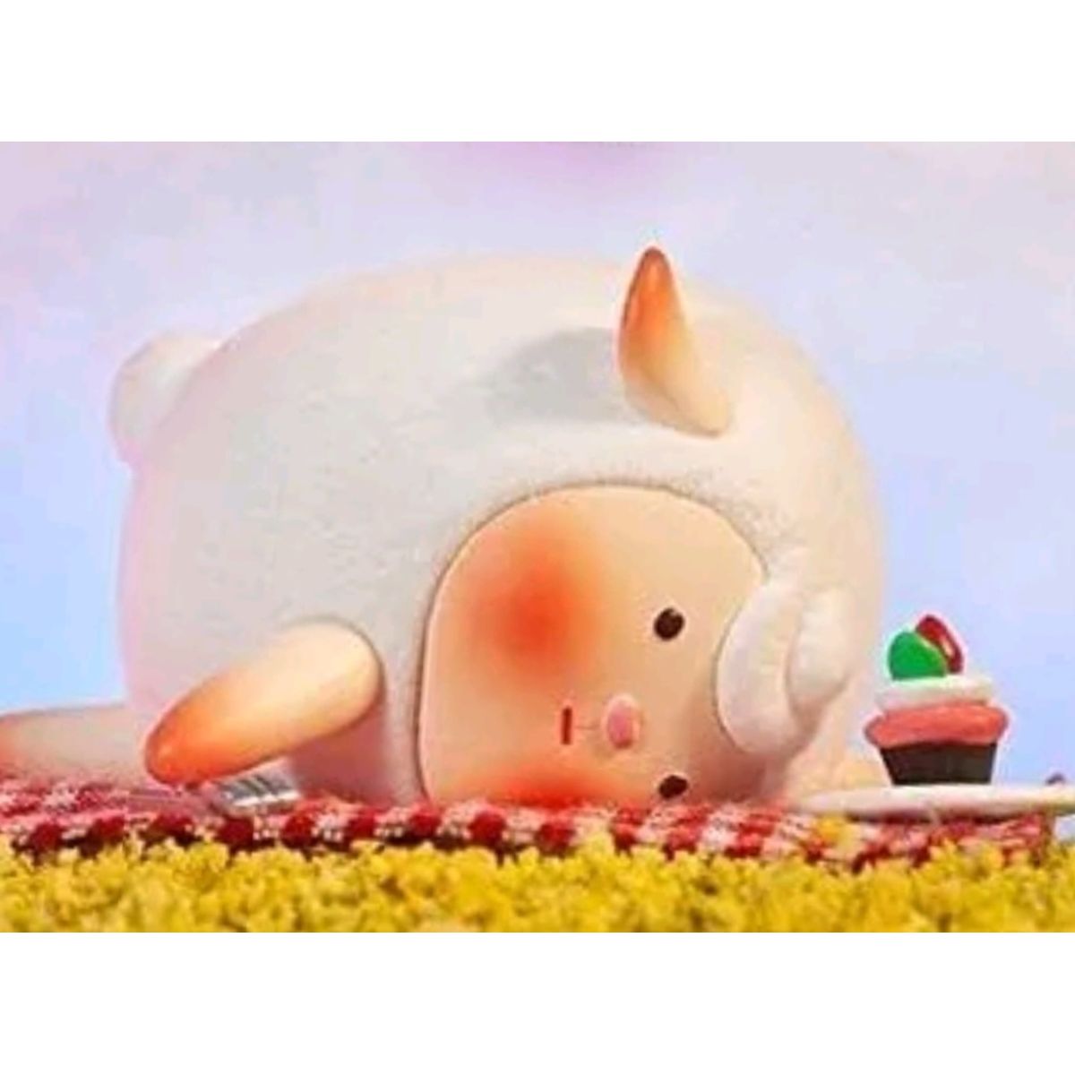 Cake Flying DongDong