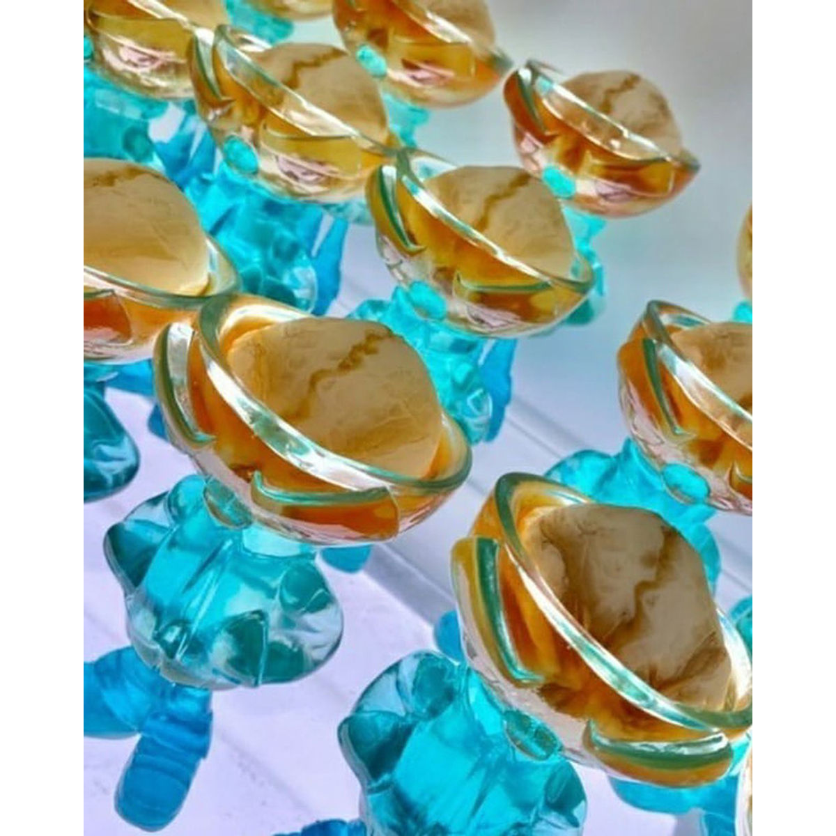 Blue Bone Broth RAW-MAN with Saucey Dragon