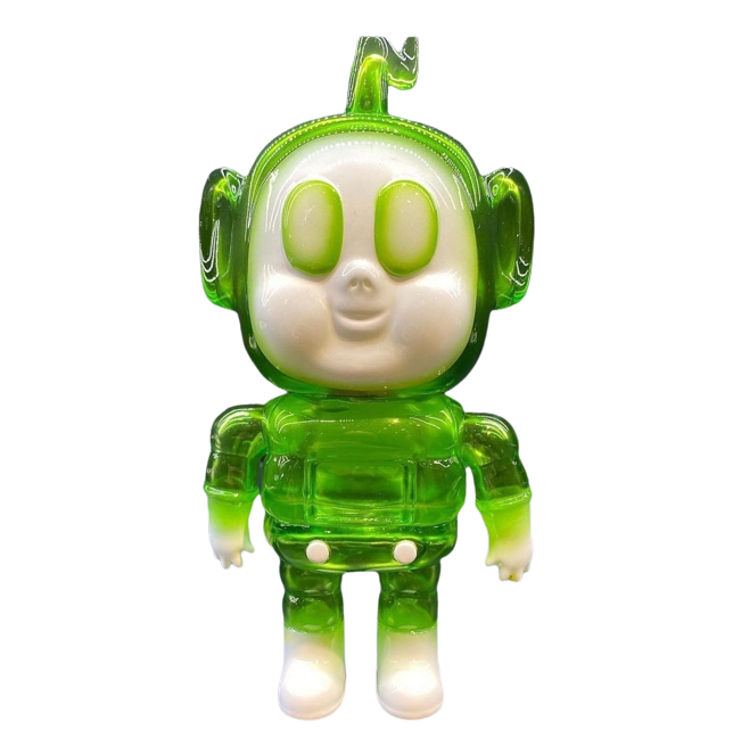 Clear Green Apollo by Shun Shibuya