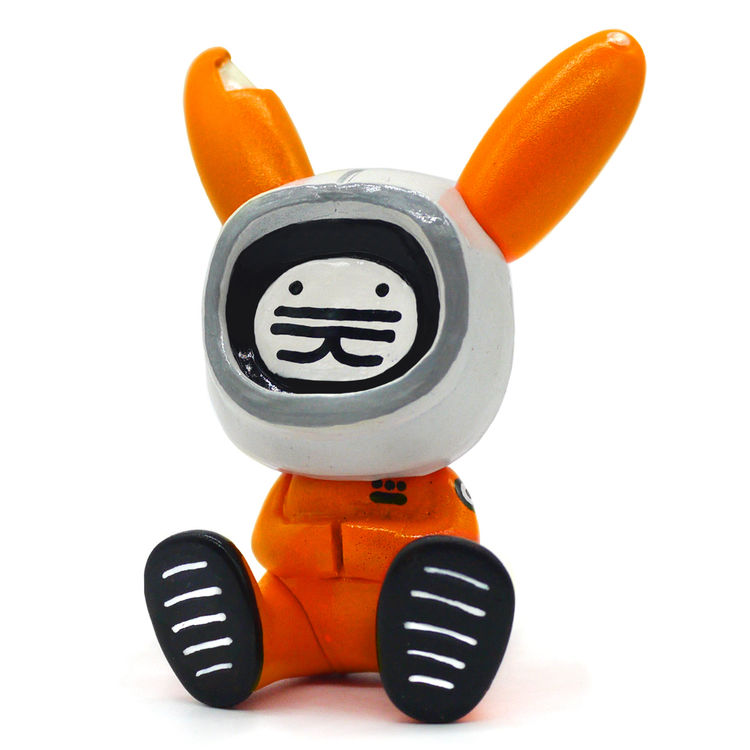 Spacesuit 2.0 Rabbotz by Kint1r