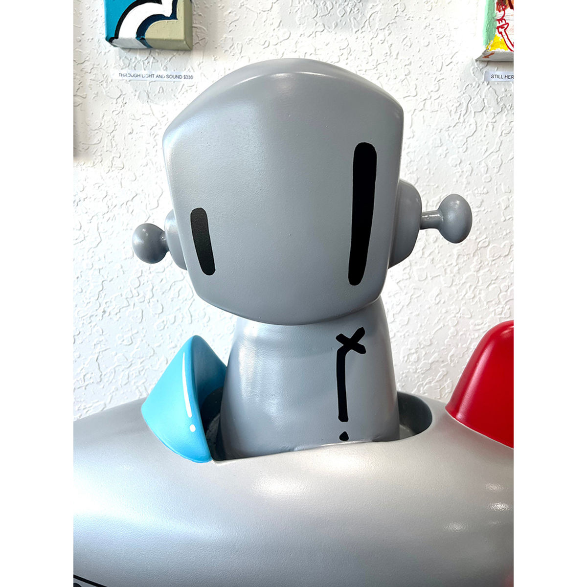 To The Moon 3' Statue