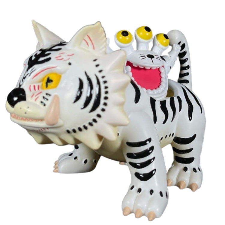 White Tigers - Father and Son Custom by Robin Tang (Antics)