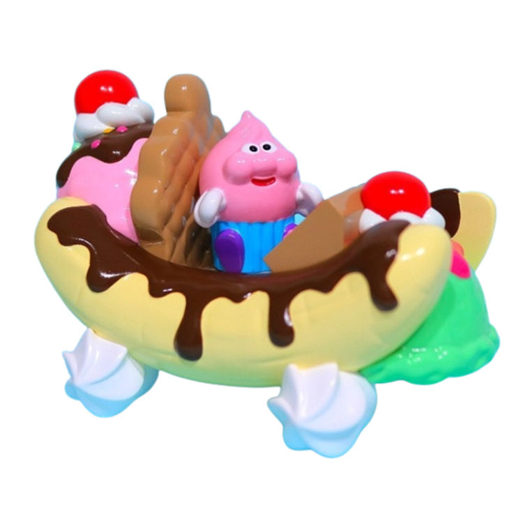 Banana Split Car Muu by Aya Takeuchi