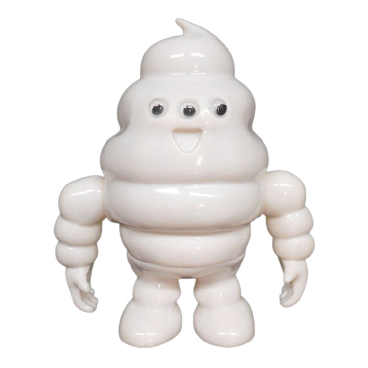 White Meguro Softman by Art Junkie (Shinichiro AJ Kato)