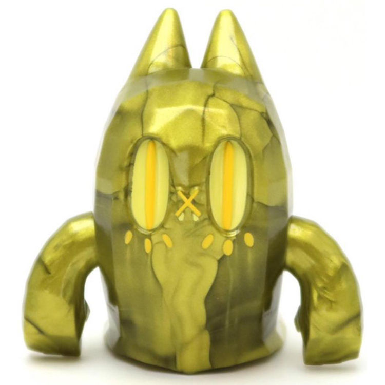 Yellow Jade Ben the Ghost Cat by Touma