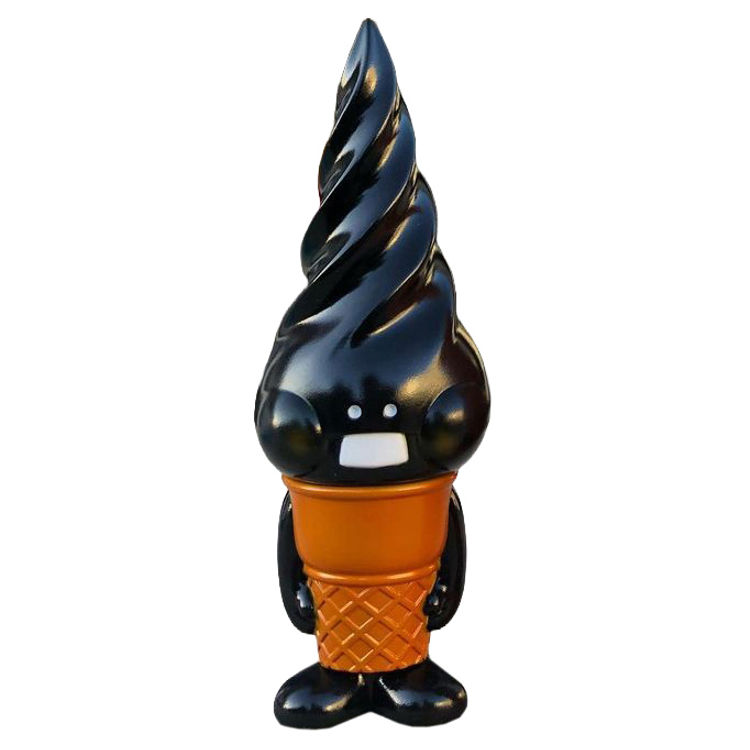 Halloween Black Sesame Softroll by HARIKEN (Hariu Kenichi)
