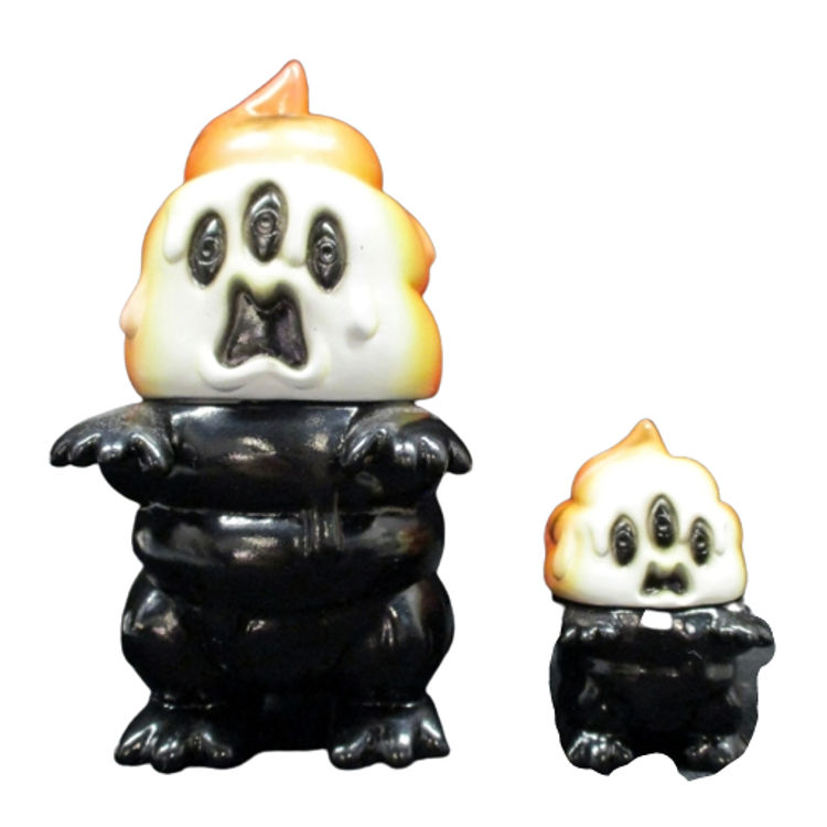 Black Shitton by Art Junkie (Shinichiro AJ Kato)