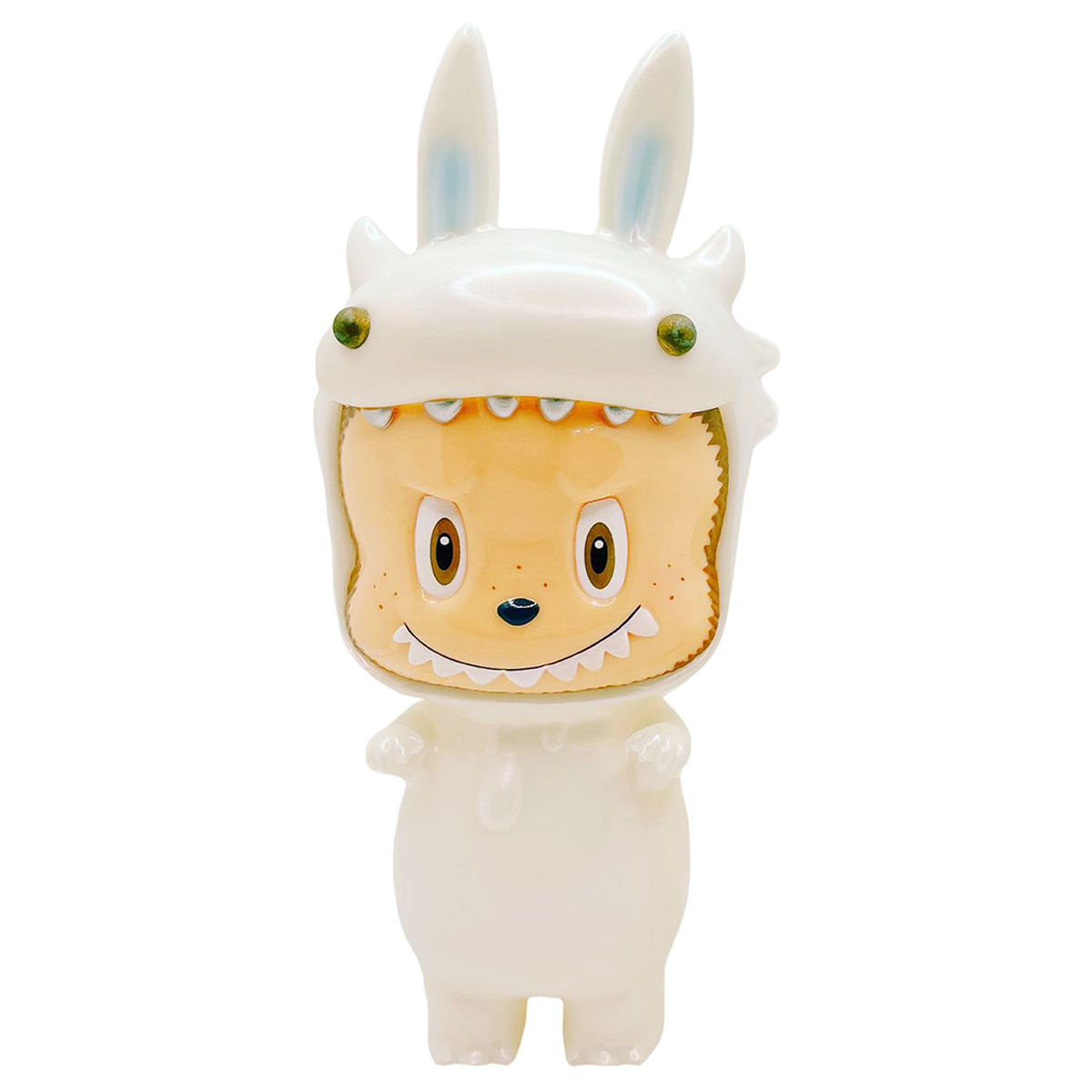Labubu Byron White