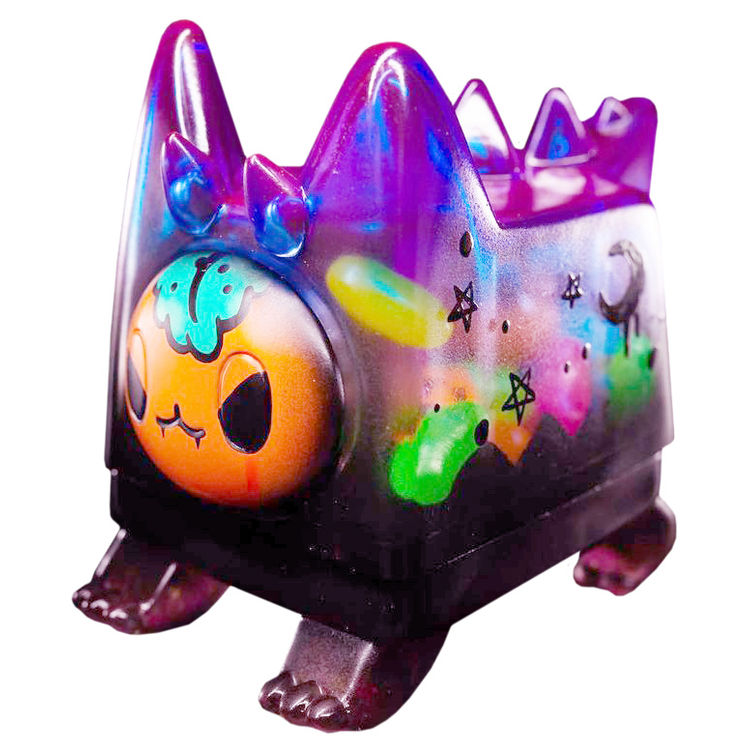 DiDi's Fantastic Halloween Night Cat by Hidden Wooo