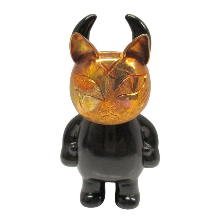 Gold Masked Black Uamou by Uamou (Ayako Takagi)