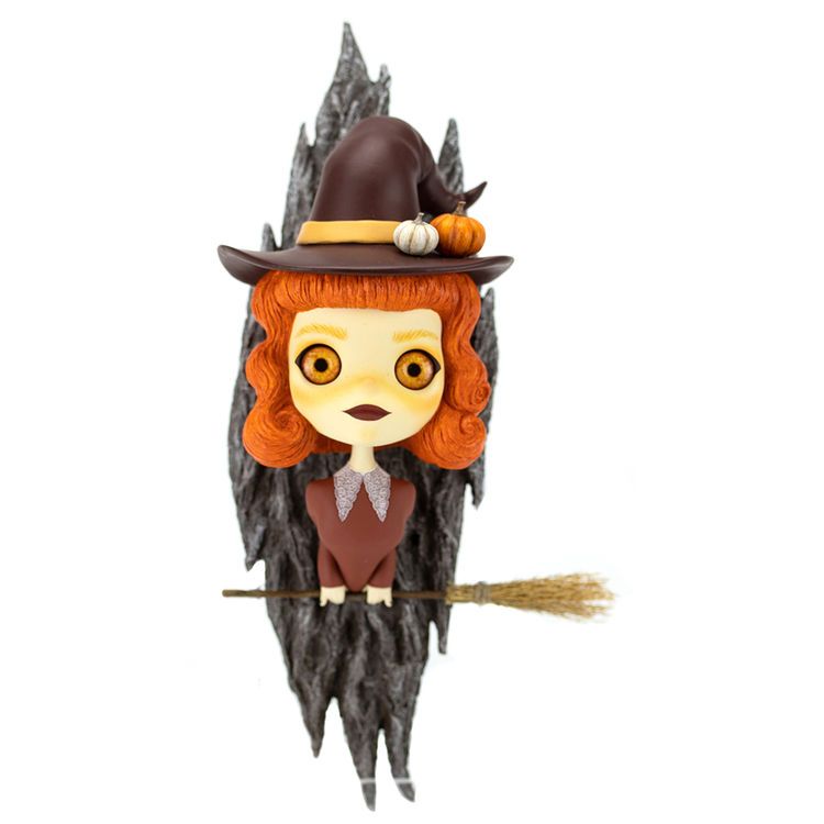 Salem – The Autumn Witch by Grizzly Workshop