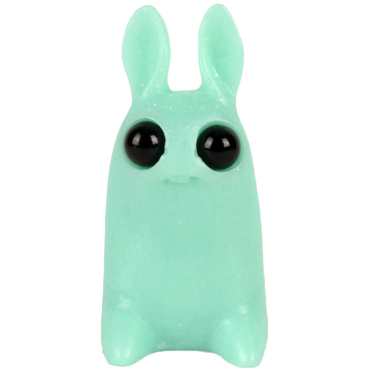 Icemint Pipsqueak by Amanda Louise Spayd