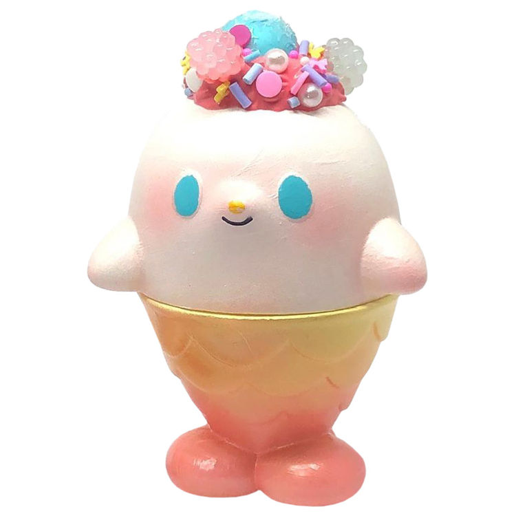 Sofubi Art Base Lottery Sundy by Seri Norica