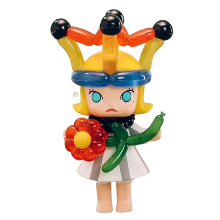Balloon Artist Molly by Kenny Wong