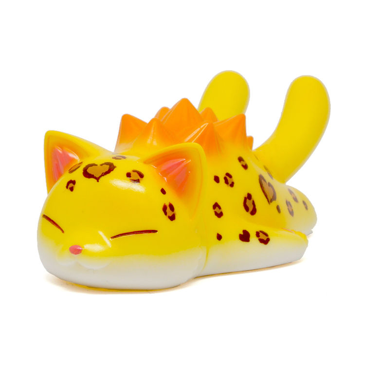 Custom Sleeping Negora Leopard by Konatsu Koizumi