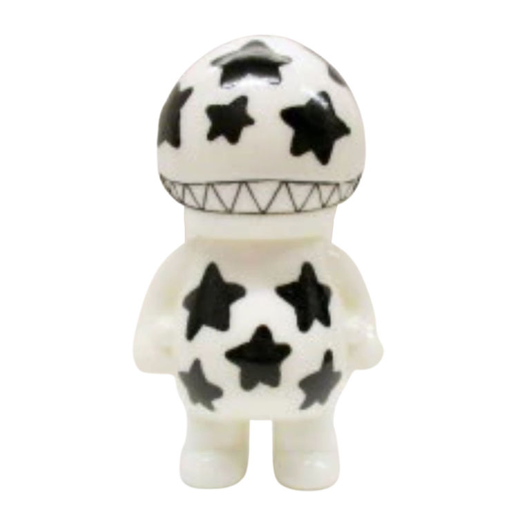 STAR Bastard ( POPBOX exclusive ) - white by Uamou (Ayako Takagi)