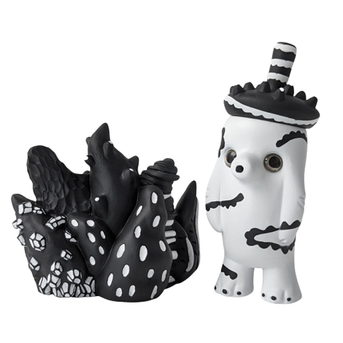 White Hyururi and Strange Plants Collaboration