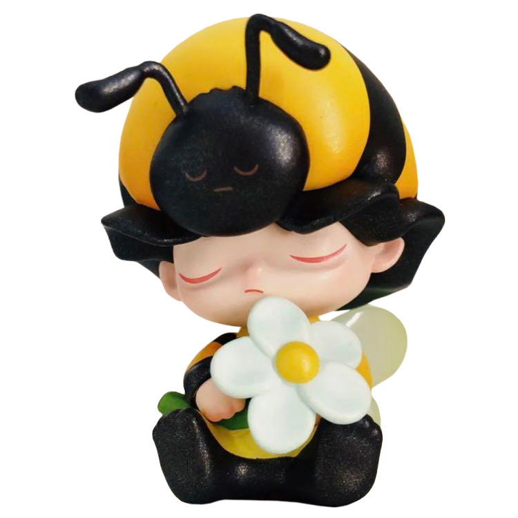 Little Bee by Dimoo World (Ayan Tang)