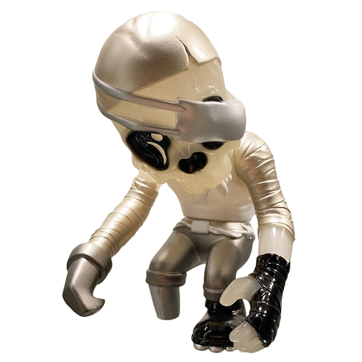 Skull Pirate - Ye Salty Scallywag Zee Shake