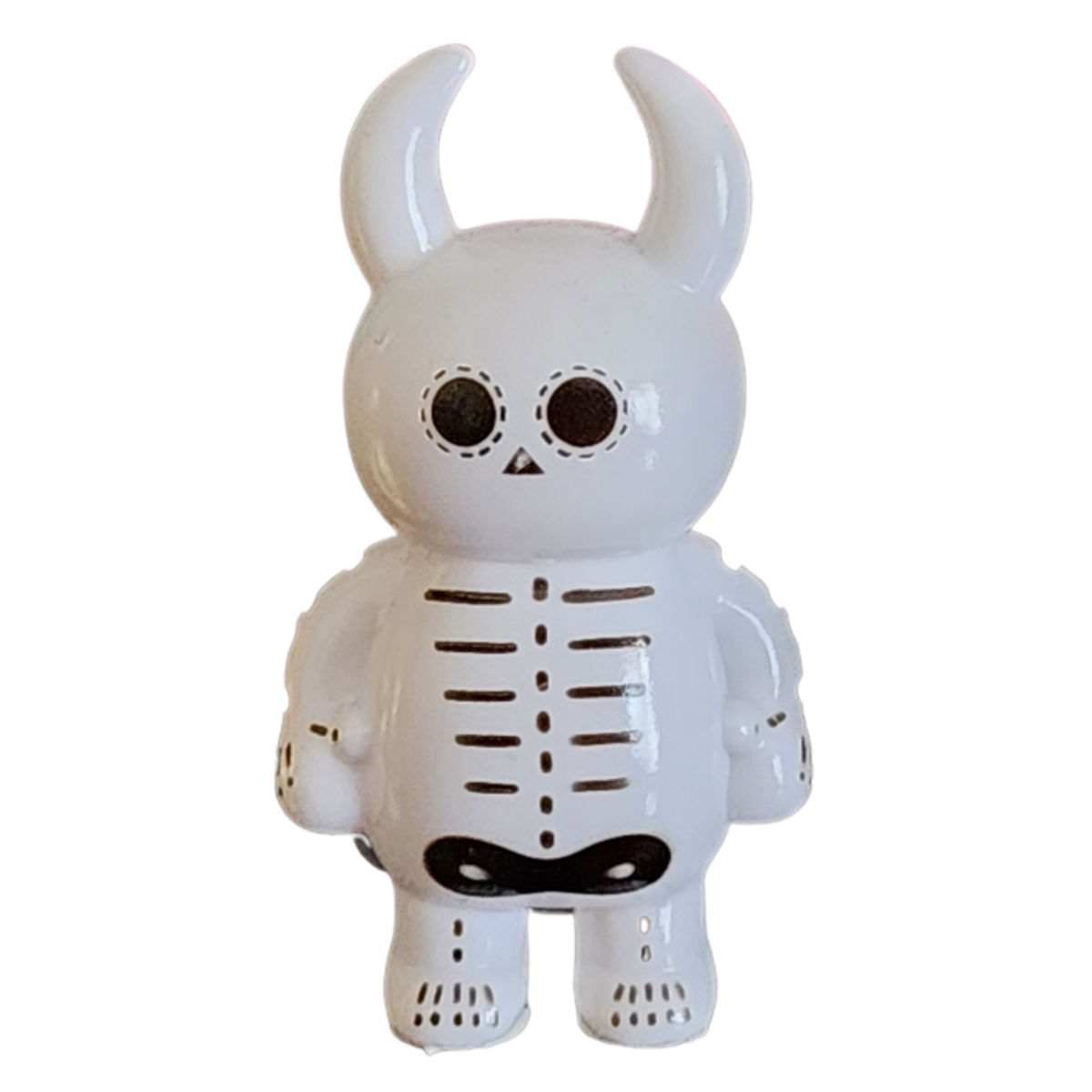 Skeleton Uamou - white 2 eyes