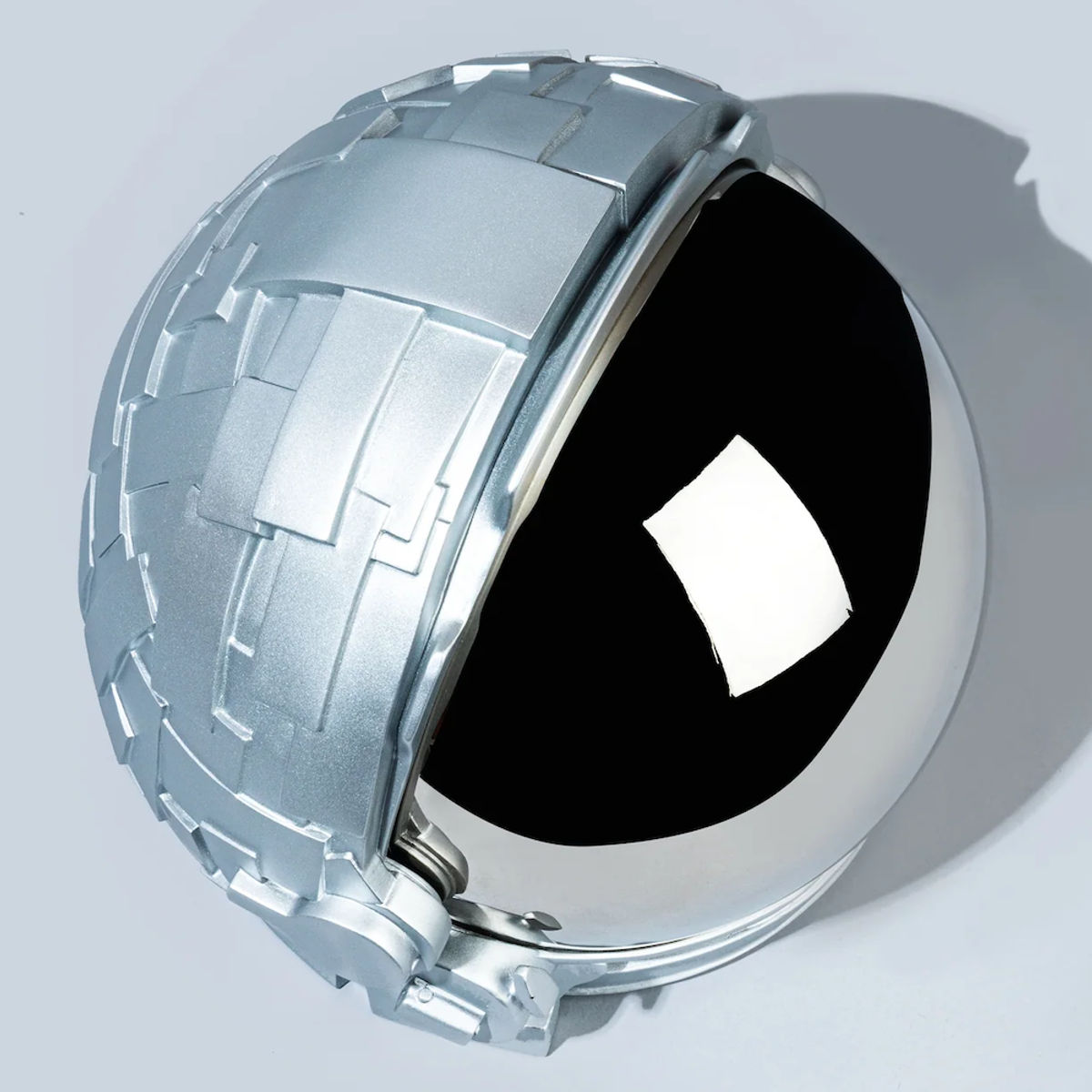 Silver A7L Helmet