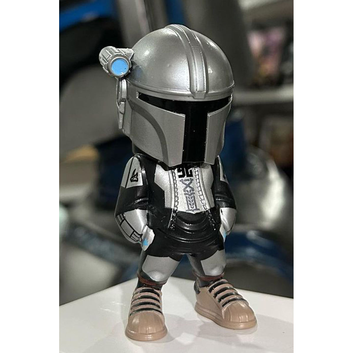 Cyberskull Mandalorian (Silver)