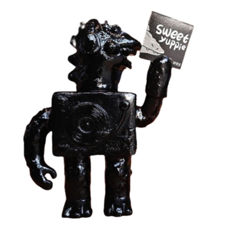 Black Yuppie Mao Ver 1 by Zhang Yun Mao