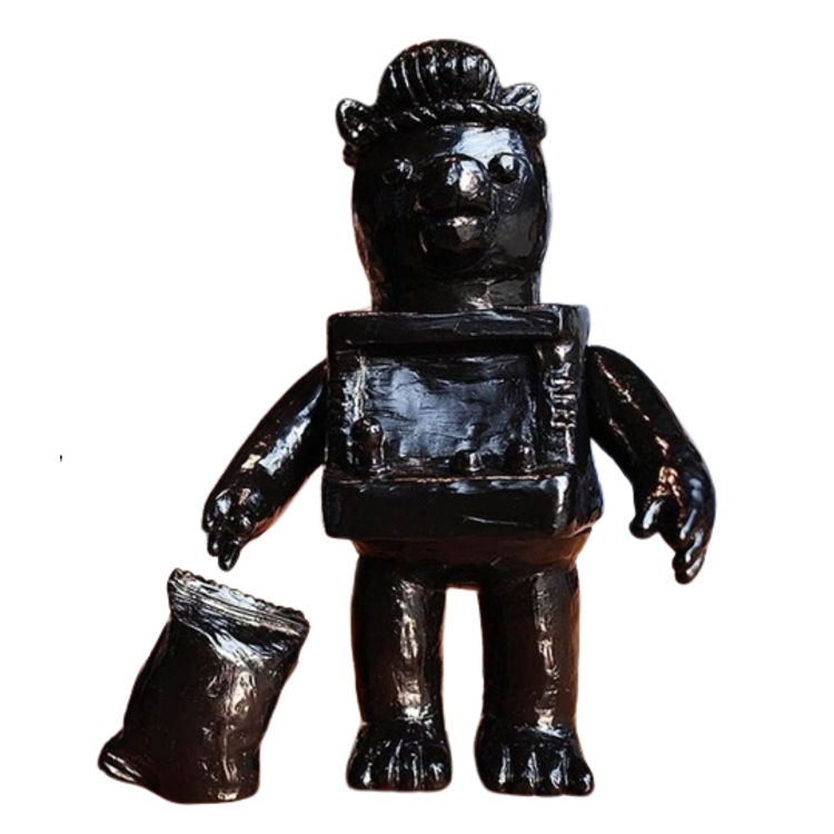 Black Yuppie Mao Ver 2 by Zhang Yun Mao