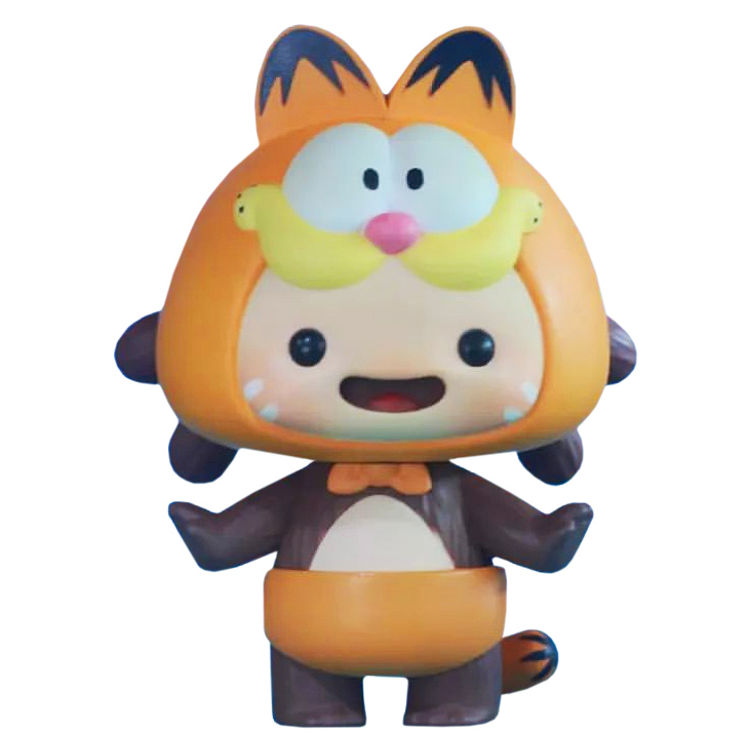 Garfield Bakumbaa by Bakumbaa (Danai Seneesaowaluk)