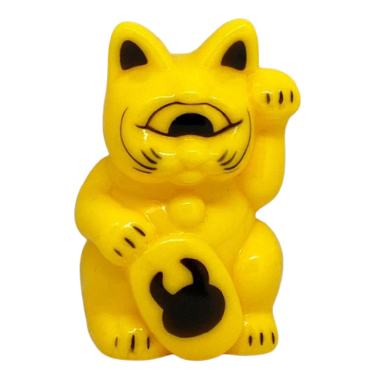 Yellow Uamou Fortune Cat by Real X Head (Mori Katsura)