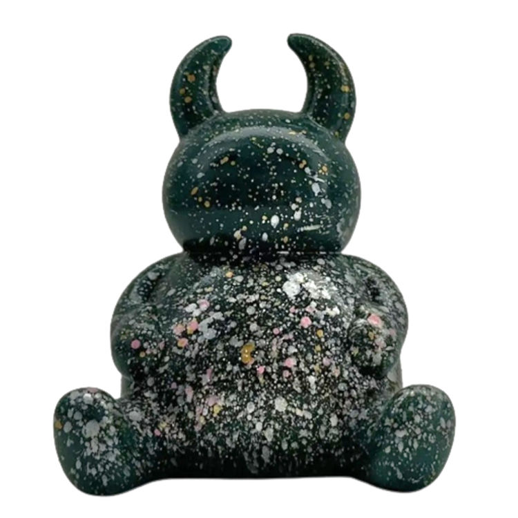 Black Sparkle Sitting Uamou (Manpuku) by Uamou (Ayako Takagi)