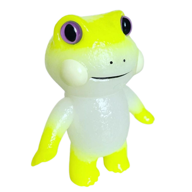 Translucent Yellow Otafuku Frog by Chima Group