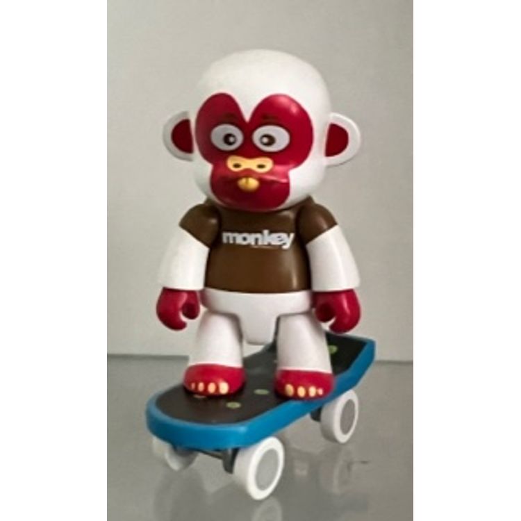 Monqee White & Red by Harry Oh