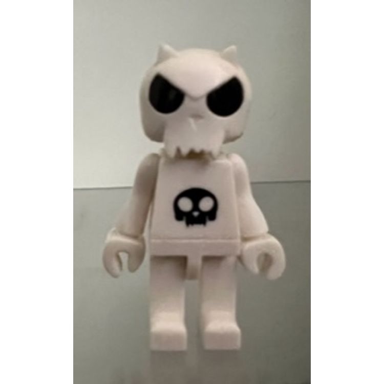 White Cat Toyer by Toy2r