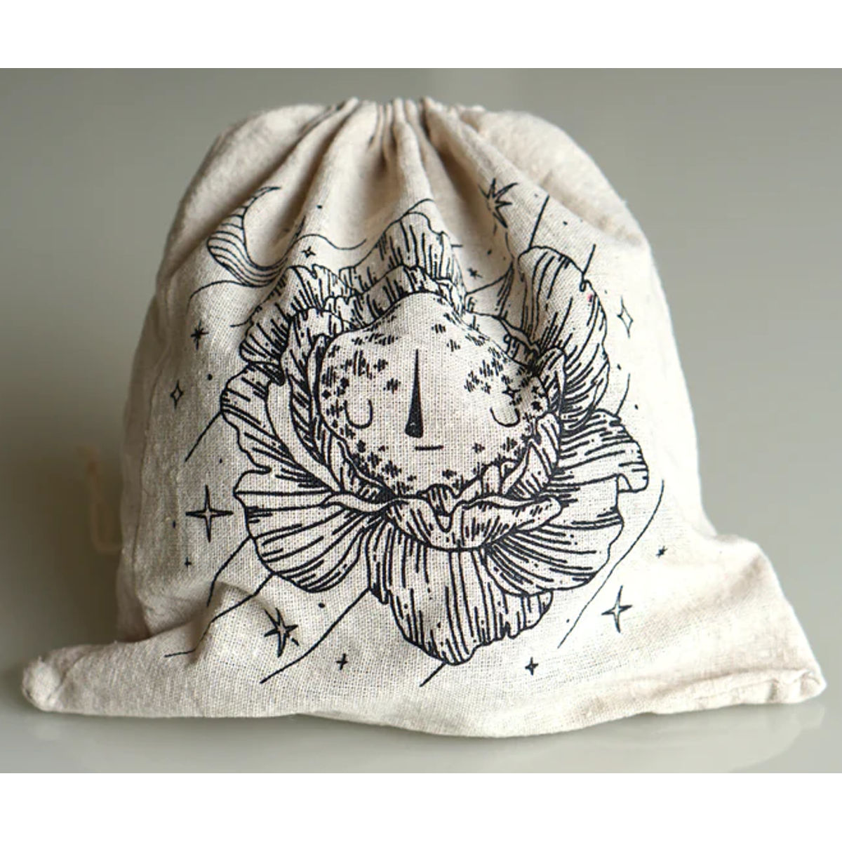 6.5" Onyx Moonflower