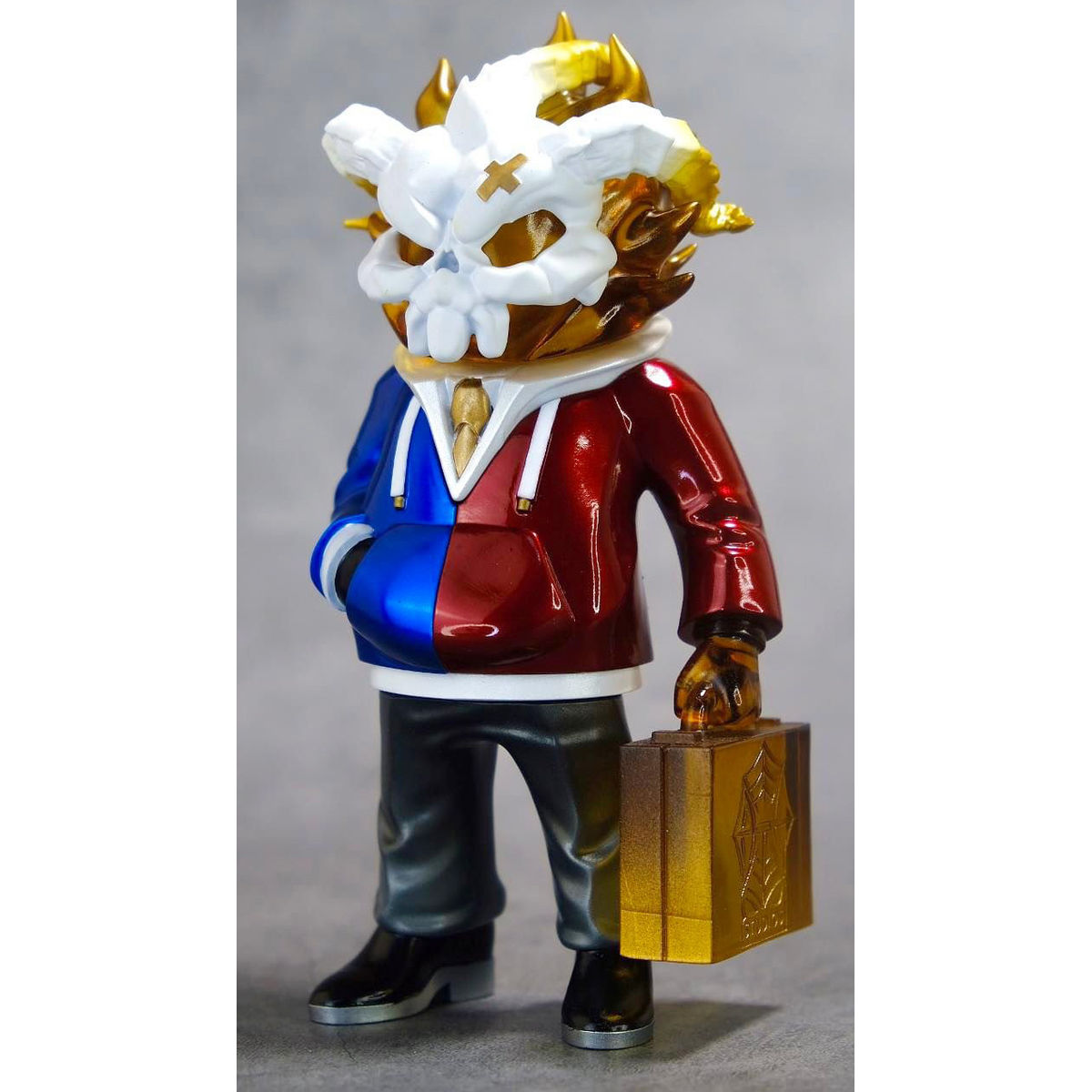 Warden Pinas Metallic