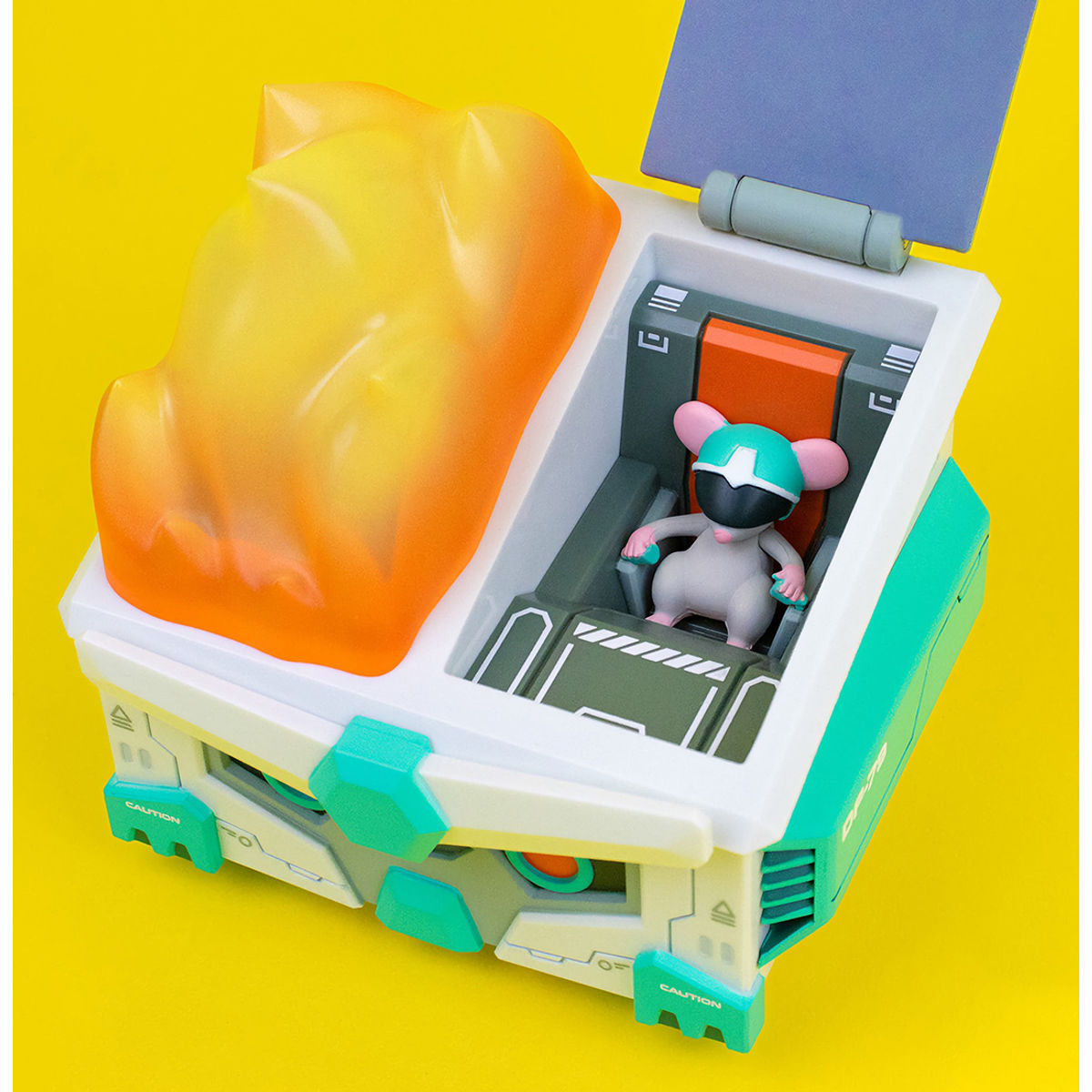 Mecha Dumpster Fire DF-79