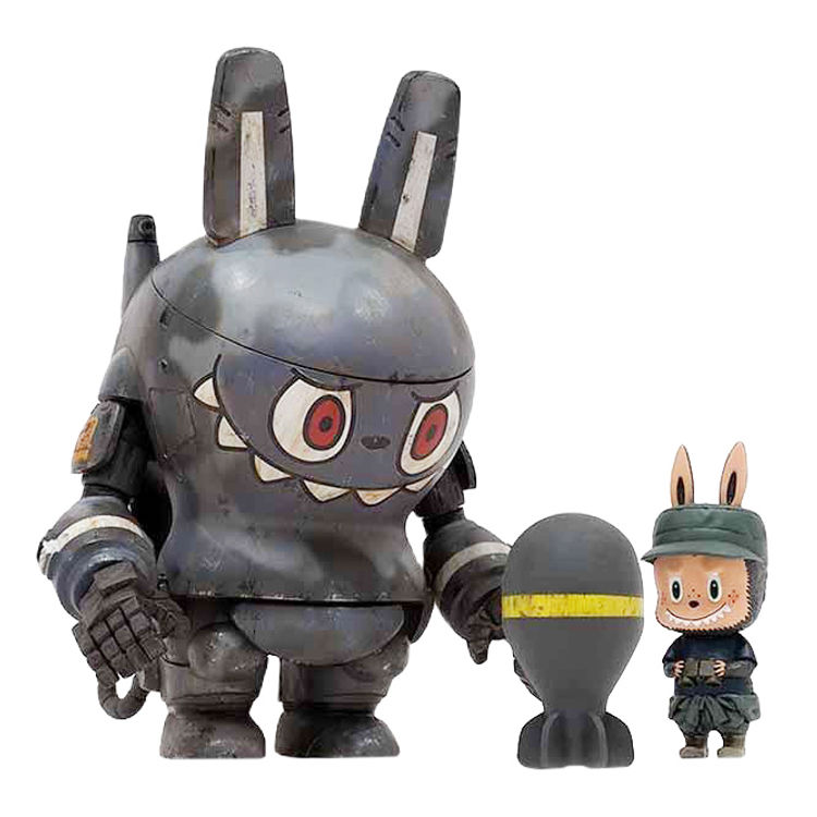 Maschinen Krieger S.A.F.S. Thunderbolt with mini Labubu Pilot by Kow Yokoyama