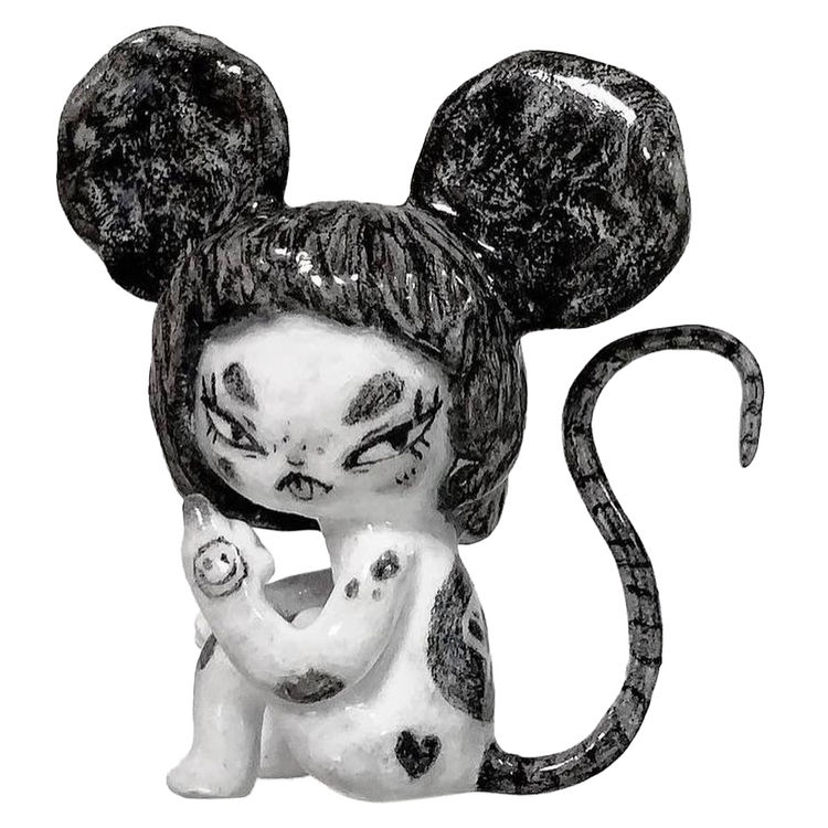 Mouse Girl by Yoii (Anna Johnstone)