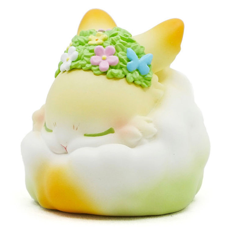 Cotton Ball Raby Spring Flower by Yoyo Yeung
