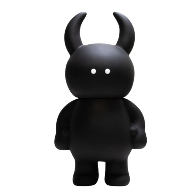 Matte Black Big Uamou by Uamou (Ayako Takagi)