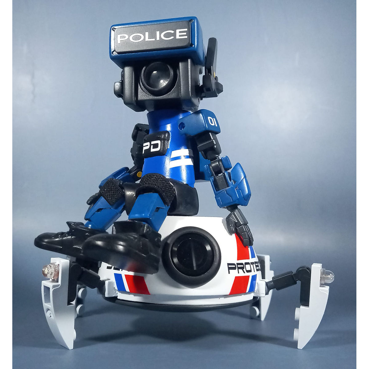 Mecha Police Robot
